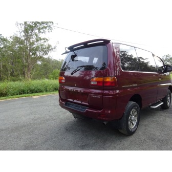 Mitsubishi Delica 94  8 Seater low roof