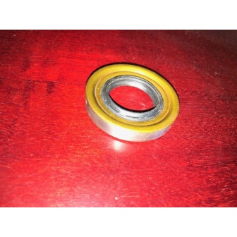 Front Diff seal left series 2 delica V6 petrol