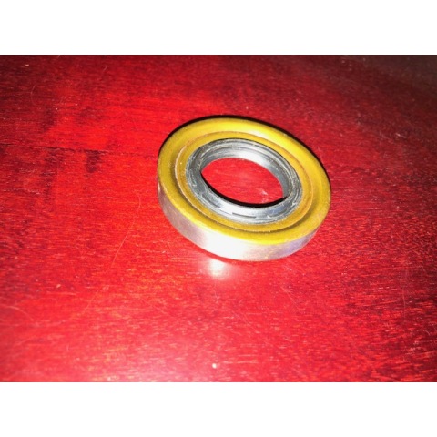 Front Diff seal left series 2 delica V6 petrol