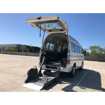 Nissan Caravan high roof van 