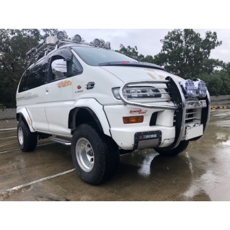 2001 V6 Petrol Delica 