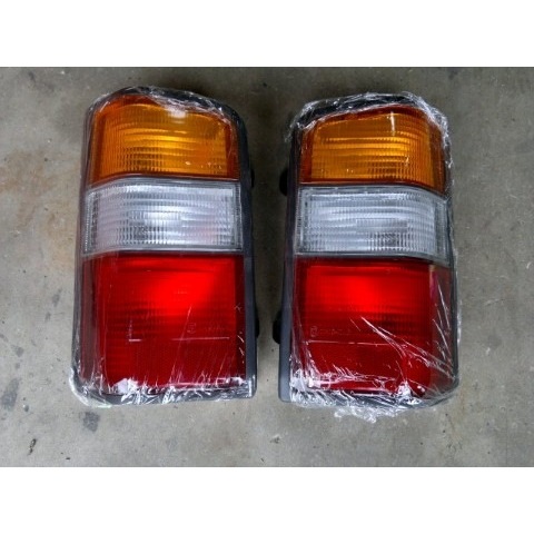 R Rear Tail Light Right