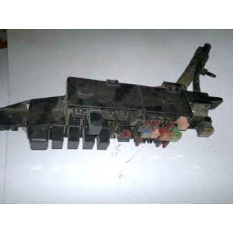 Engine Bay Fuse Assembly 