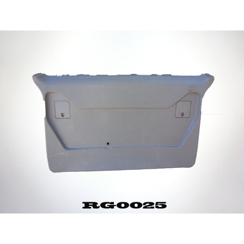 Tailgate door trim